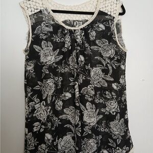 Floral Sleeveless Blouse (XL)